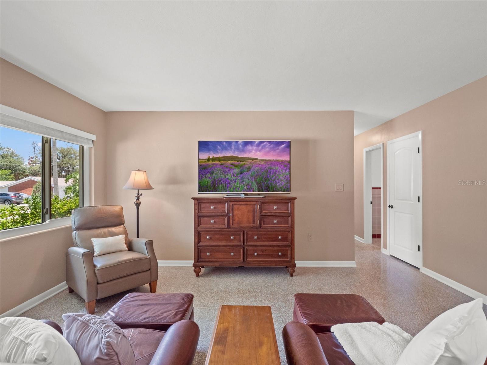 27 COLUMBINE TRL, DEBARY, FL, 32713