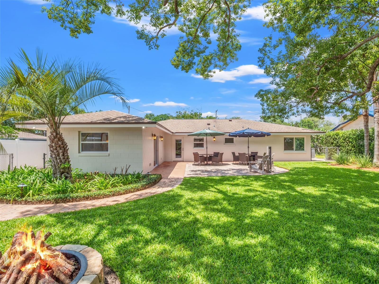 27 COLUMBINE TRL, DEBARY, FL, 32713