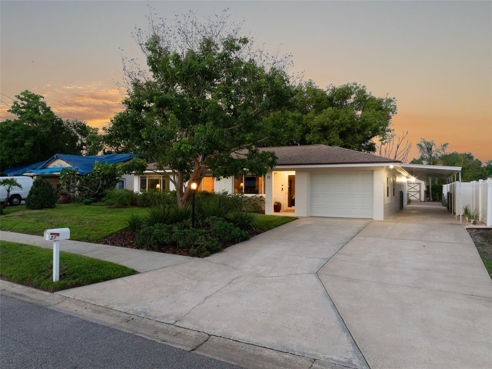 27 COLUMBINE TRL, DEBARY, FL, 32713