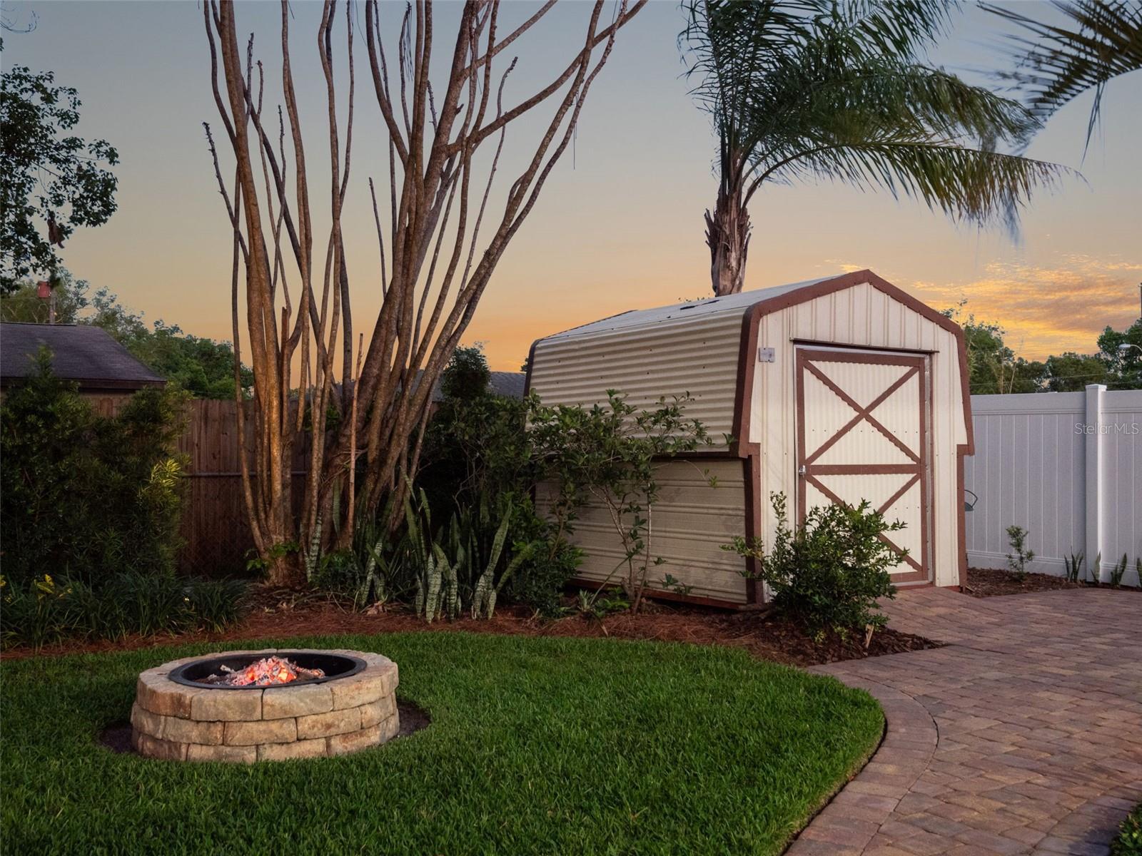 27 COLUMBINE TRL, DEBARY, FL, 32713
