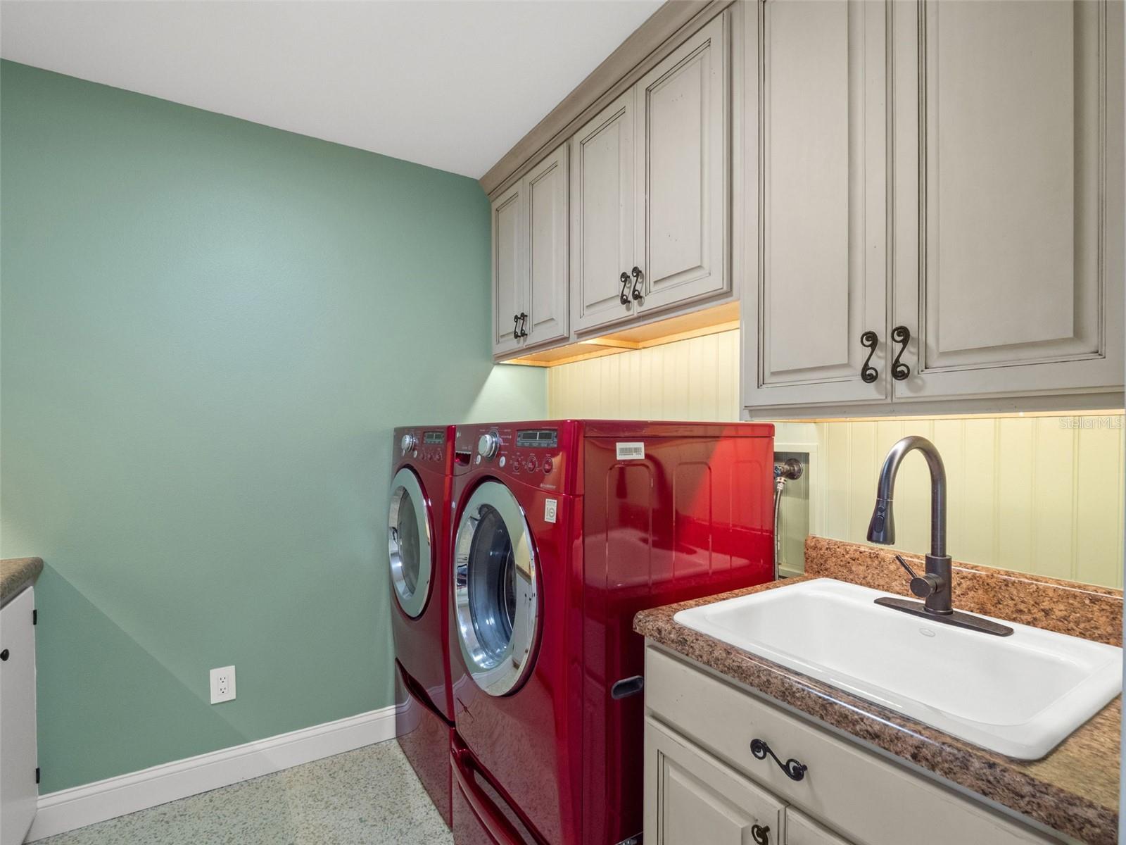 27 COLUMBINE TRL, DEBARY, FL, 32713