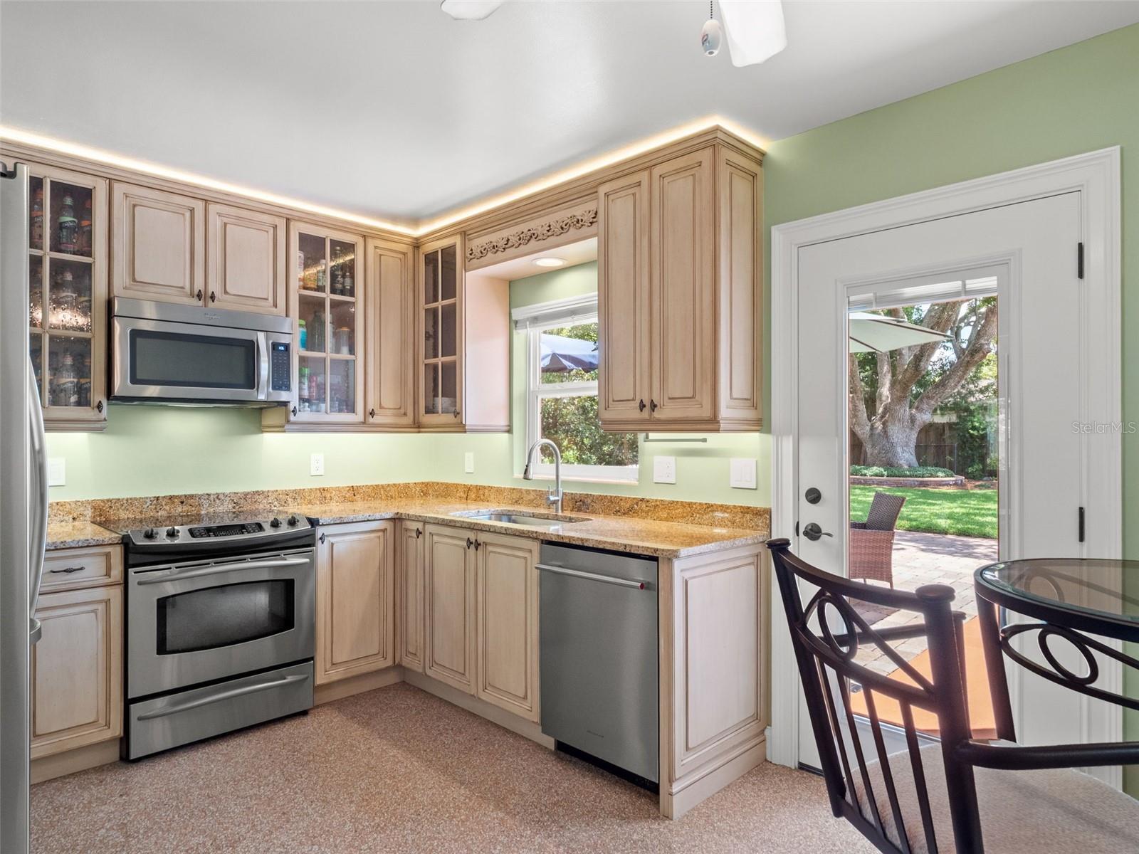 27 COLUMBINE TRL, DEBARY, FL, 32713