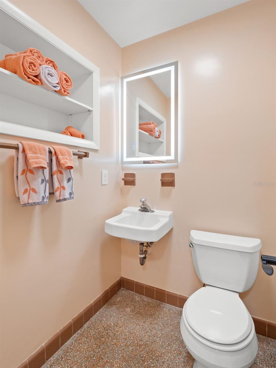 27 COLUMBINE TRL, DEBARY, FL, 32713