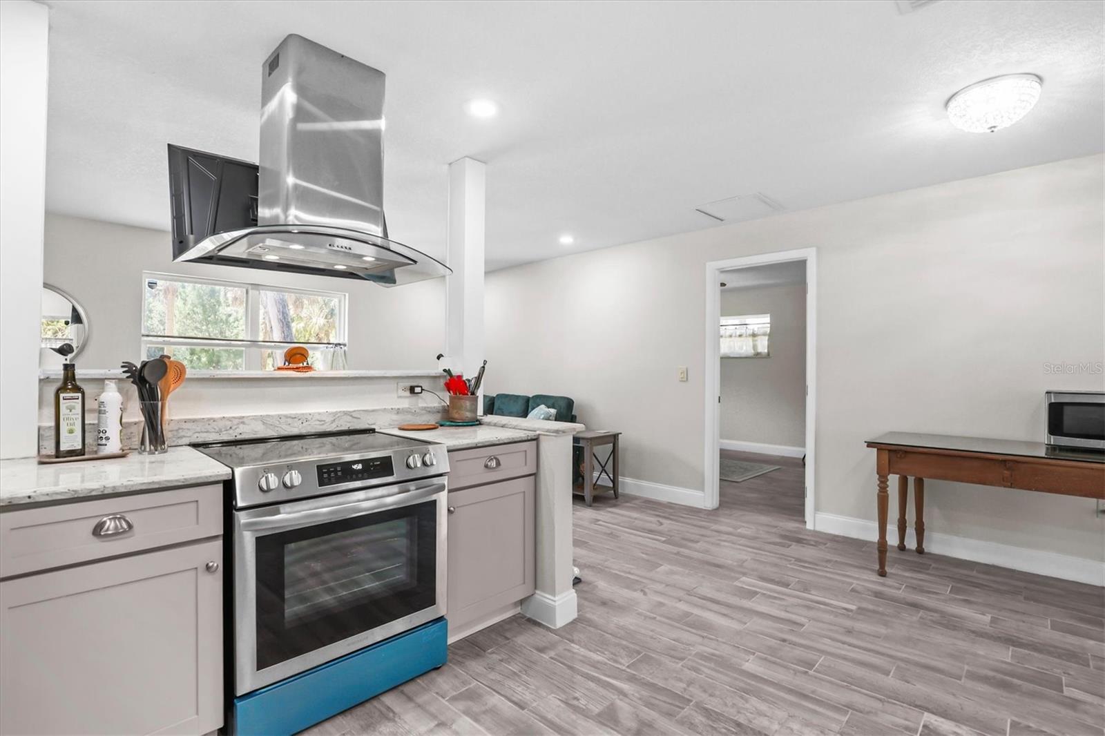 6244 COLONY CIR, WEEKI WACHEE, FL, 34607