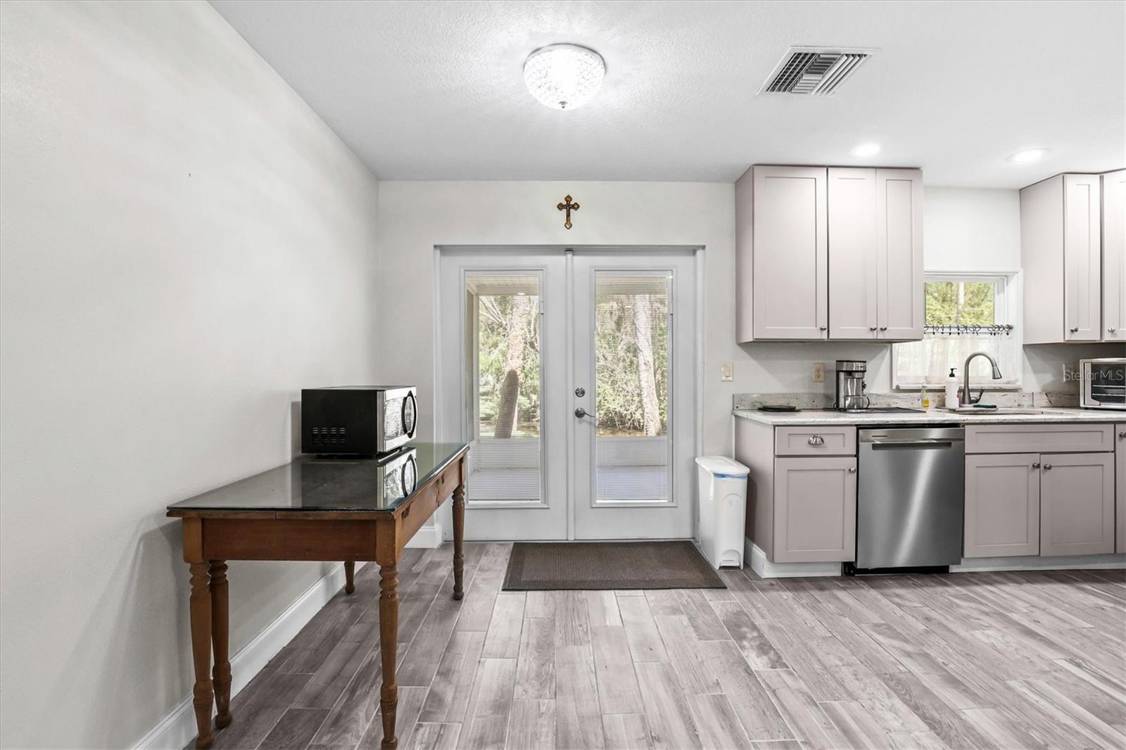 6244 COLONY CIR, WEEKI WACHEE, FL, 34607