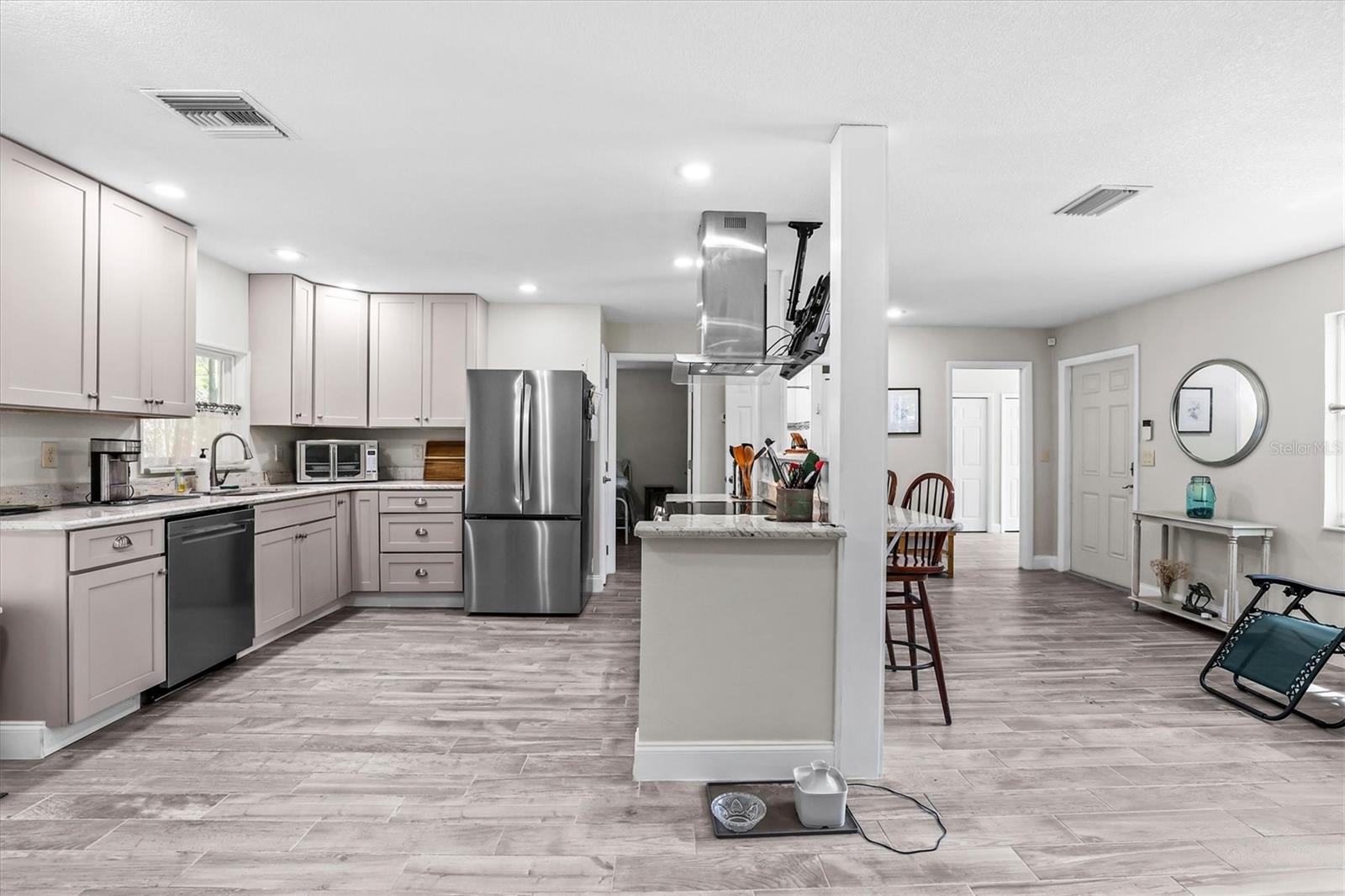 6244 COLONY CIR, WEEKI WACHEE, FL, 34607