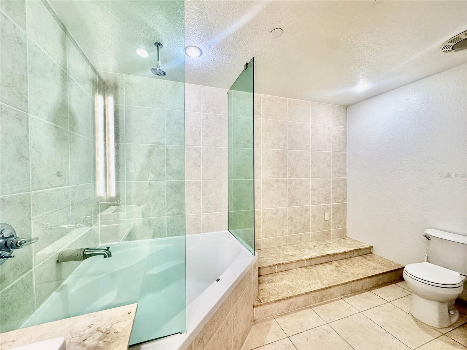 101 PALM HARBOR PKWY #B414, PALM COAST, FL, 32137