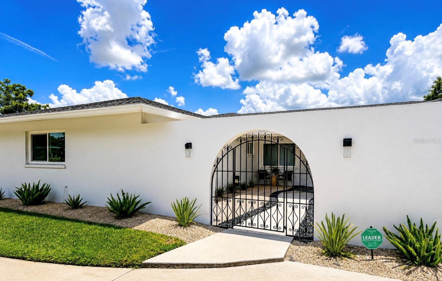 2806 SATSUMA DR, SARASOTA, FL, 34239