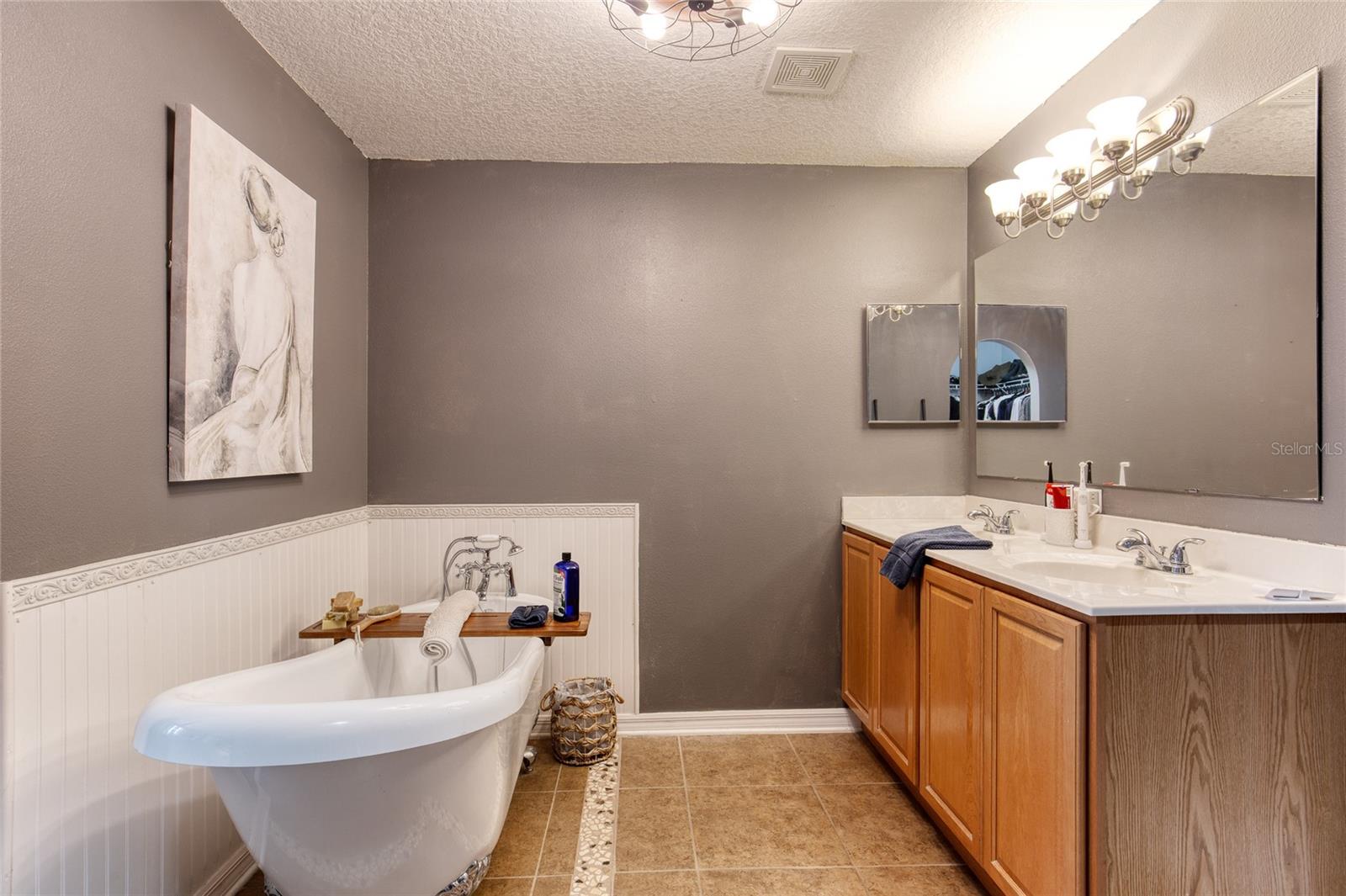 201 UNDERWOOD TRL, PALM COAST, FL, 32164