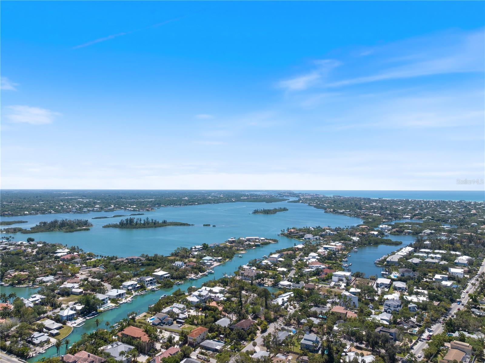 3919 ROBERTS POINT RD, SARASOTA, FL, 34242