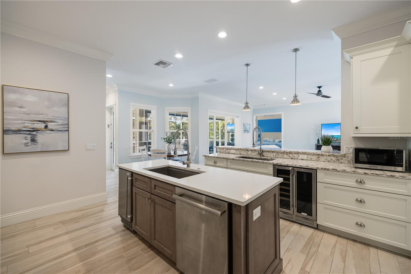 3919 ROBERTS POINT RD, SARASOTA, FL, 34242