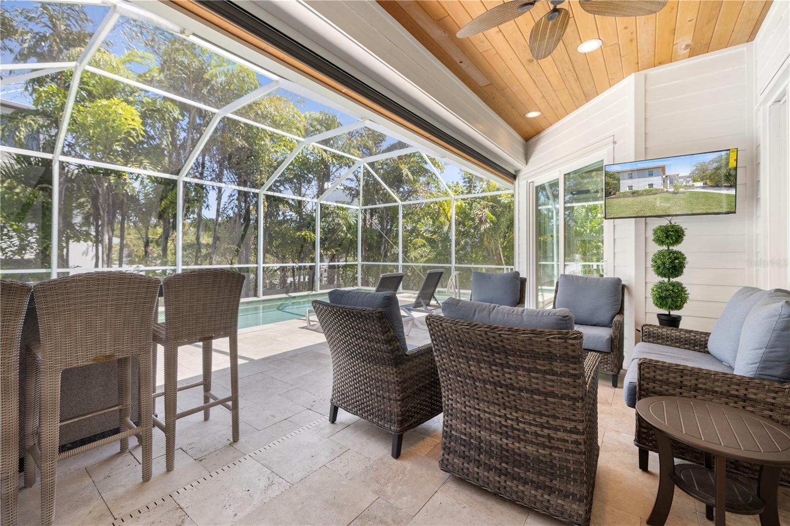 3919 ROBERTS POINT RD, SARASOTA, FL, 34242