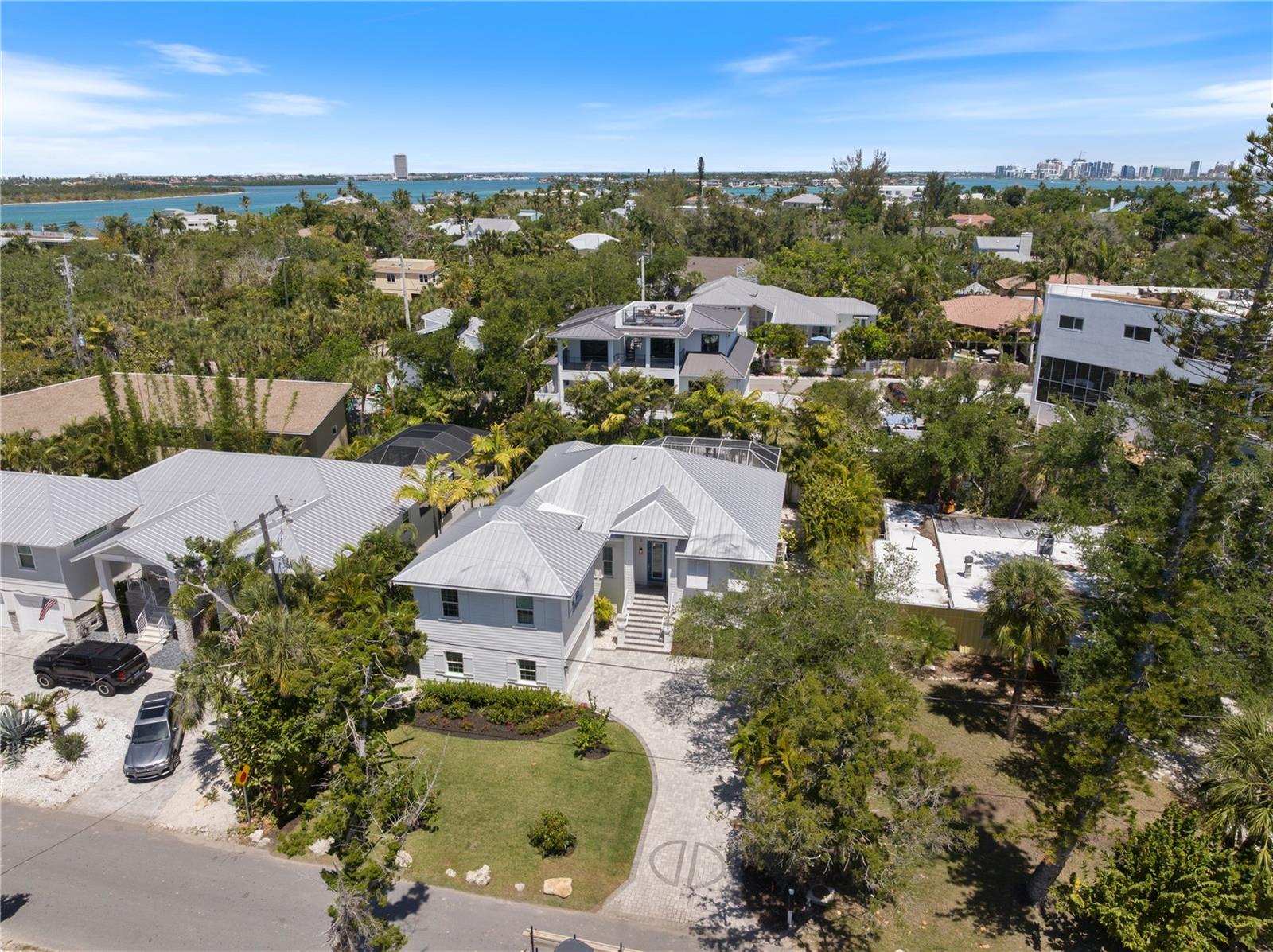 3919 ROBERTS POINT RD, SARASOTA, FL, 34242