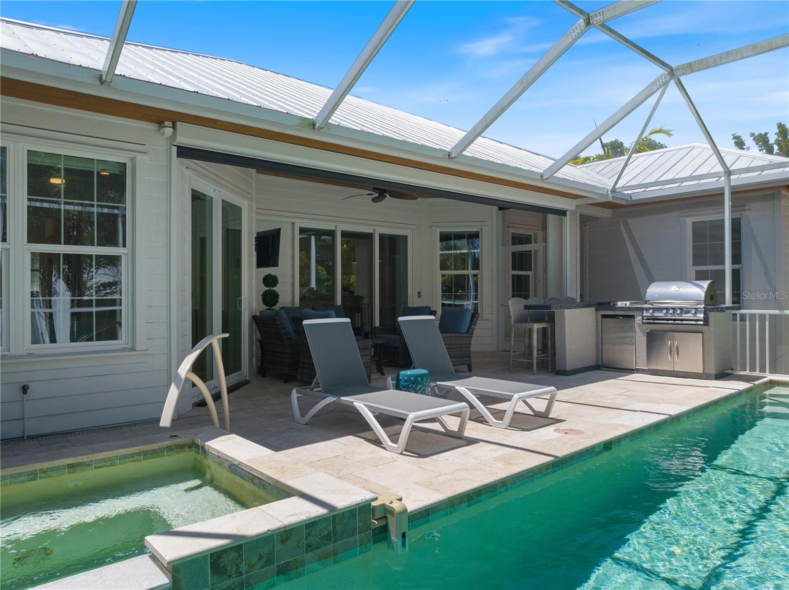 3919 ROBERTS POINT RD, SARASOTA, FL, 34242