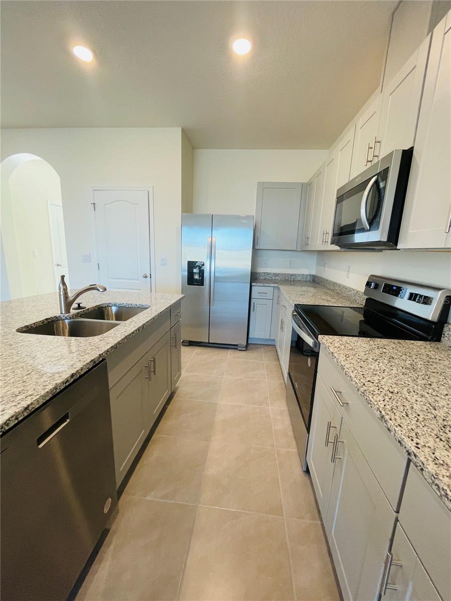1371 ISLETA LOOP, KISSIMMEE, FL, 34741