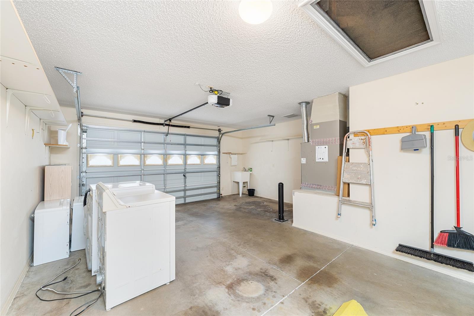 17300 SE 93RD HEYWARD AVE, THE VILLAGES, FL, 32162
