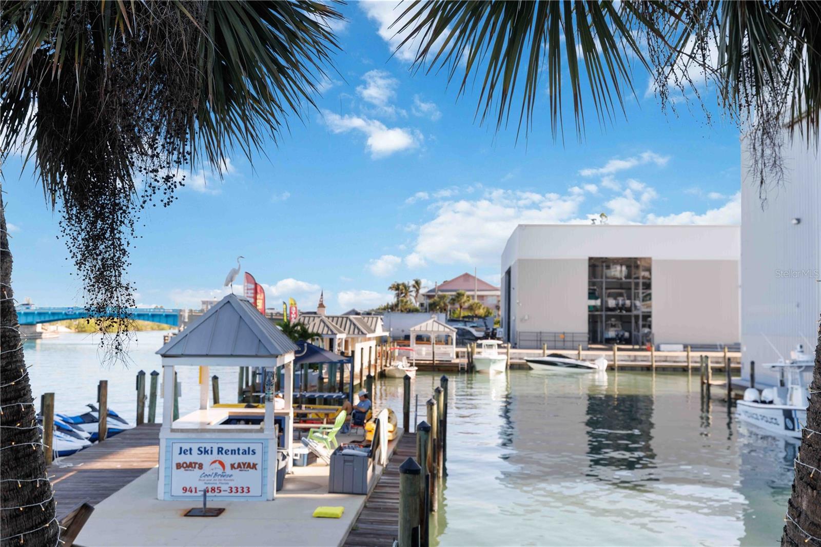 100 CIRCUIT RD #N11, NOKOMIS, FL, 34275