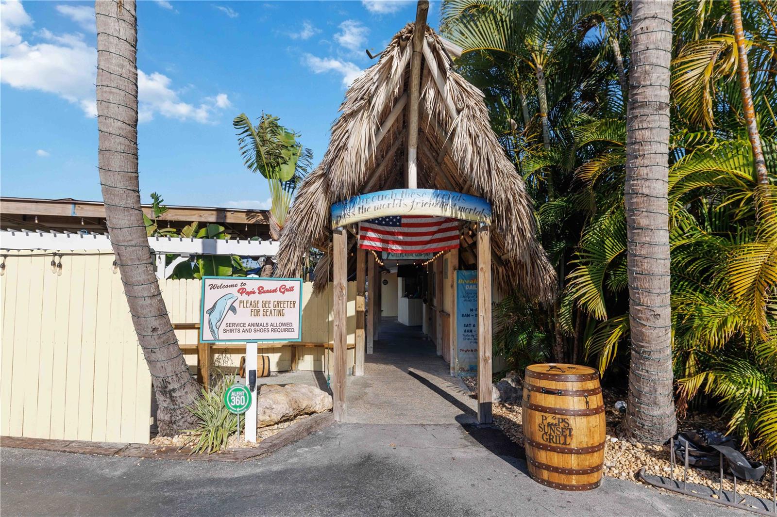 100 CIRCUIT RD #N11, NOKOMIS, FL, 34275