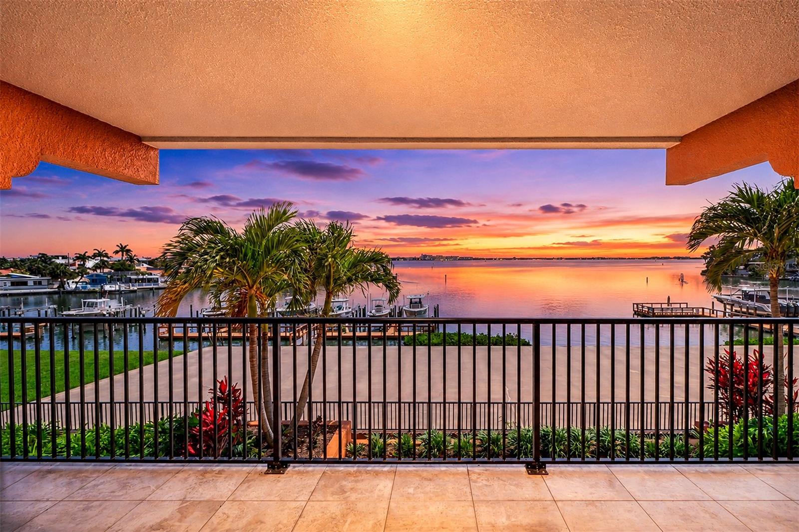 5301 GULF BLVD #A304, ST PETE BEACH, FL, 33706
