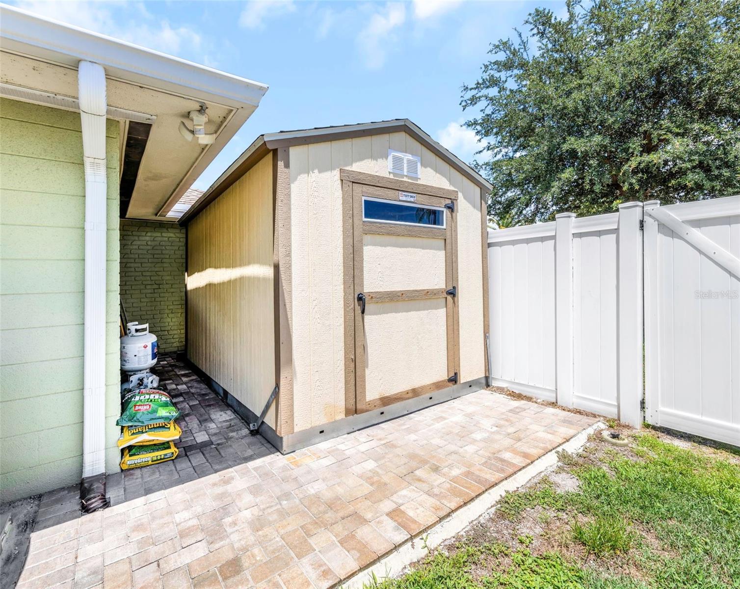 2465 BURNICE DR, CLEARWATER, FL, 33764