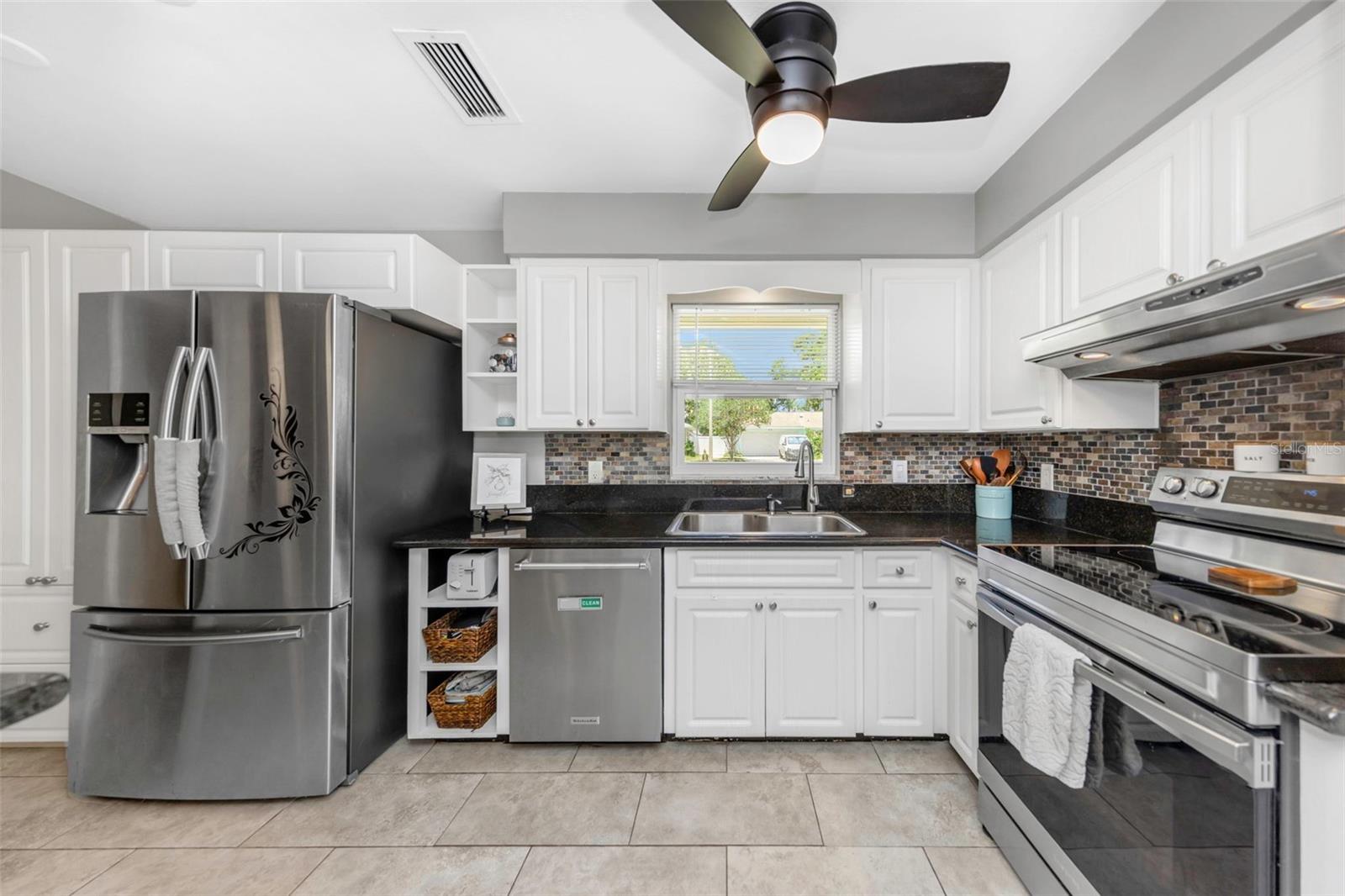 2465 BURNICE DR, CLEARWATER, FL, 33764
