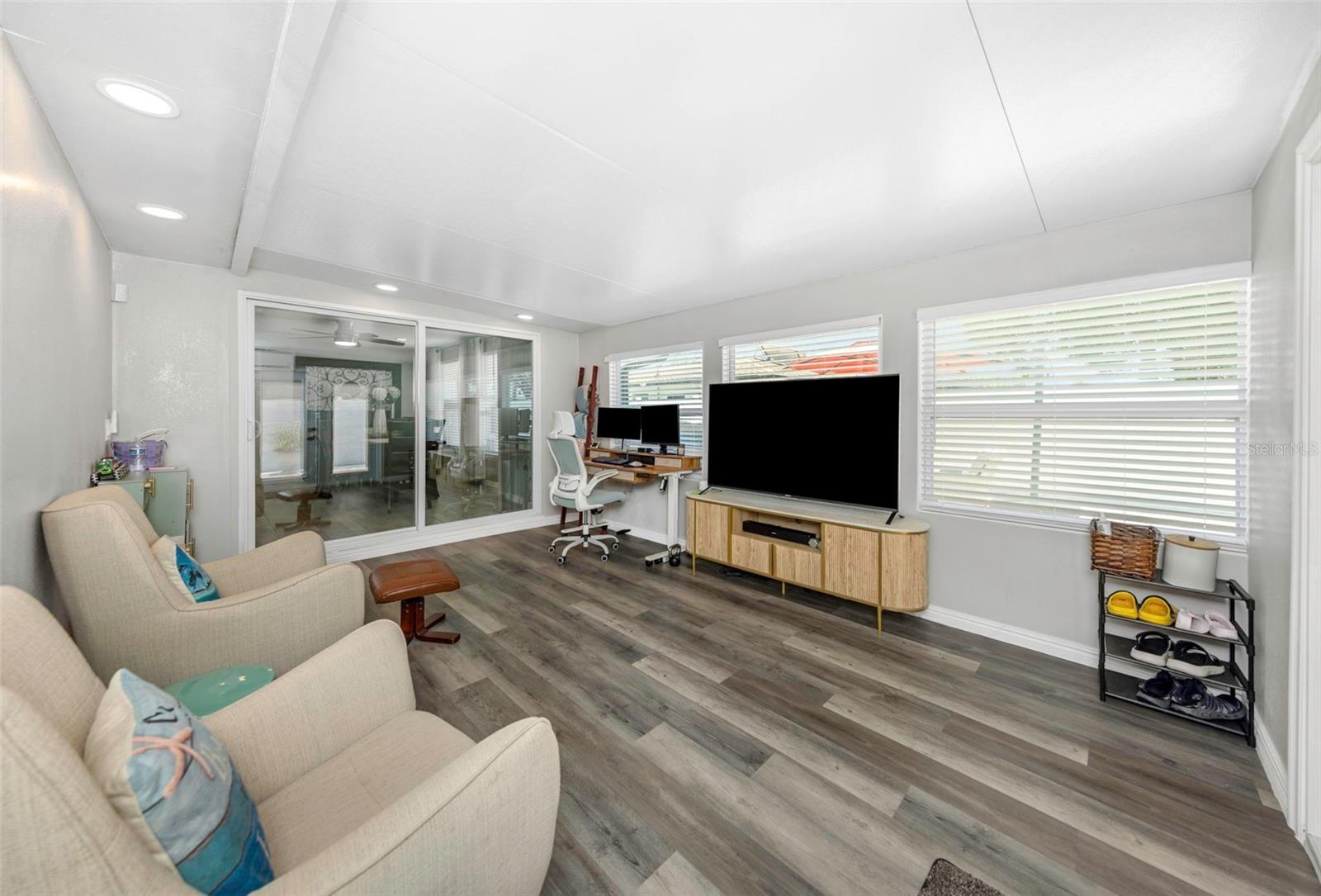 2465 BURNICE DR, CLEARWATER, FL, 33764