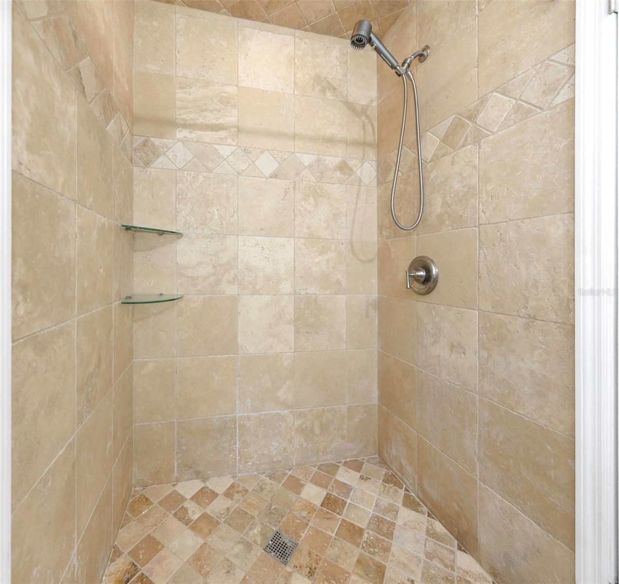 2465 BURNICE DR, CLEARWATER, FL, 33764