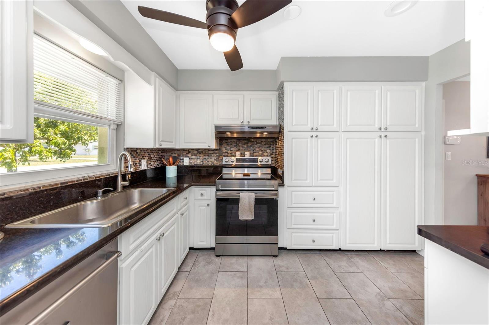 2465 BURNICE DR, CLEARWATER, FL, 33764