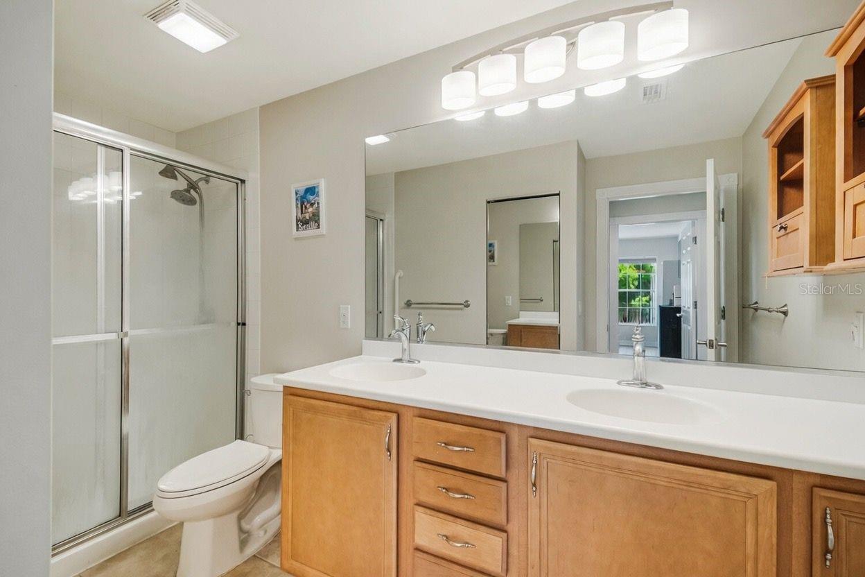 11830 ISELLE DR, ORLANDO, FL, 32827