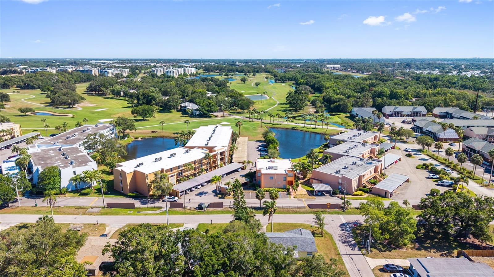 225 COUNTRY CLUB DR #B221, LARGO, FL, 33771