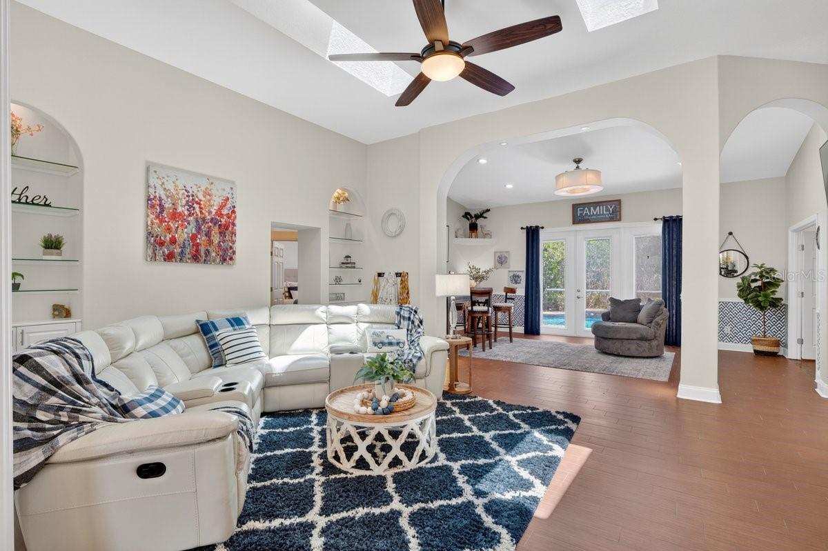 941 GEORGE HECKER DR, SOUTH DAYTONA, FL, 32119