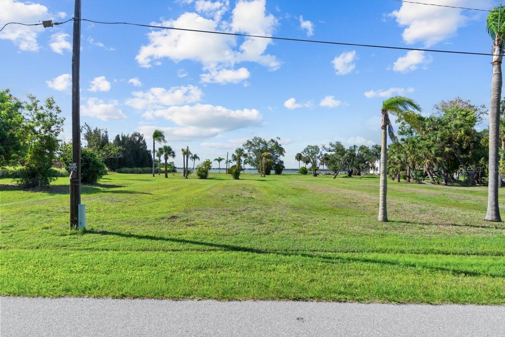 26014 SHORE DR, PUNTA GORDA, FL, 33950
