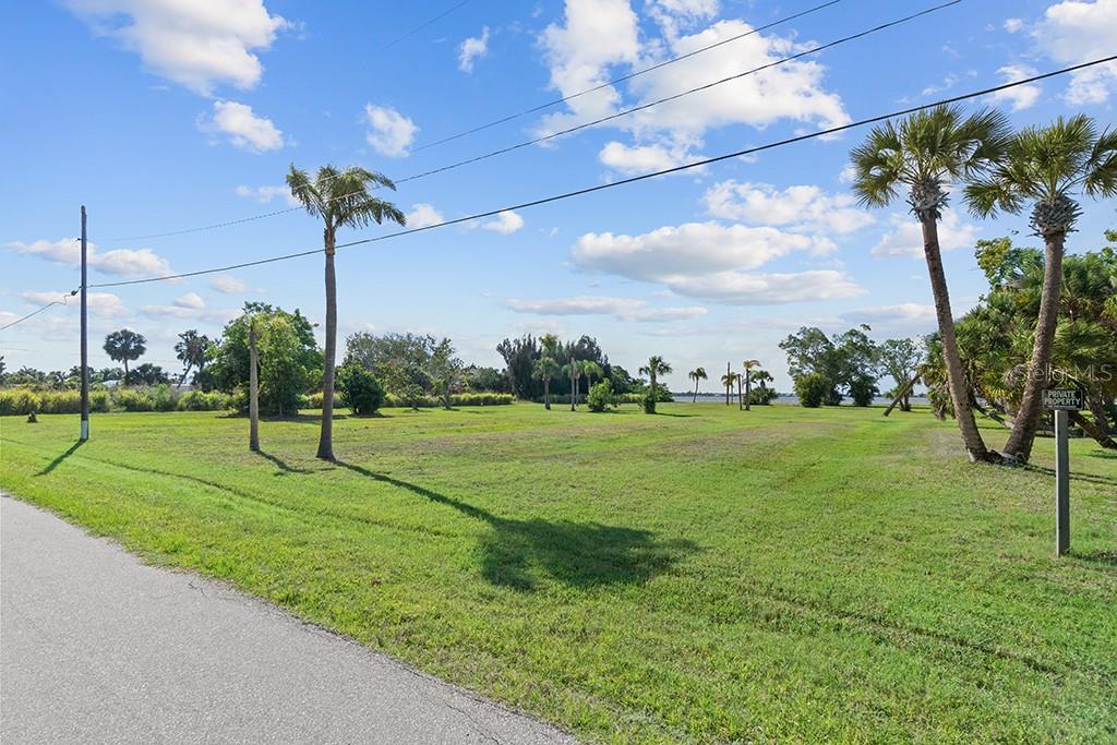 26014 SHORE DR, PUNTA GORDA, FL, 33950