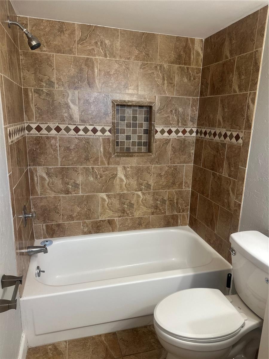 5800 HOLLYWOOD BLVD #116, SARASOTA, FL, 34231