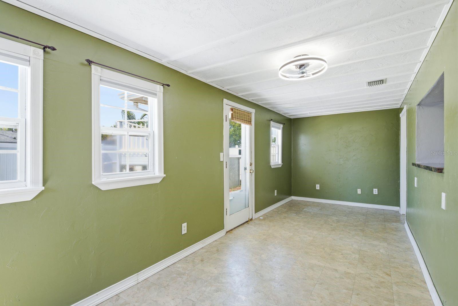 3153 MOOG RD, HOLIDAY, FL, 34691