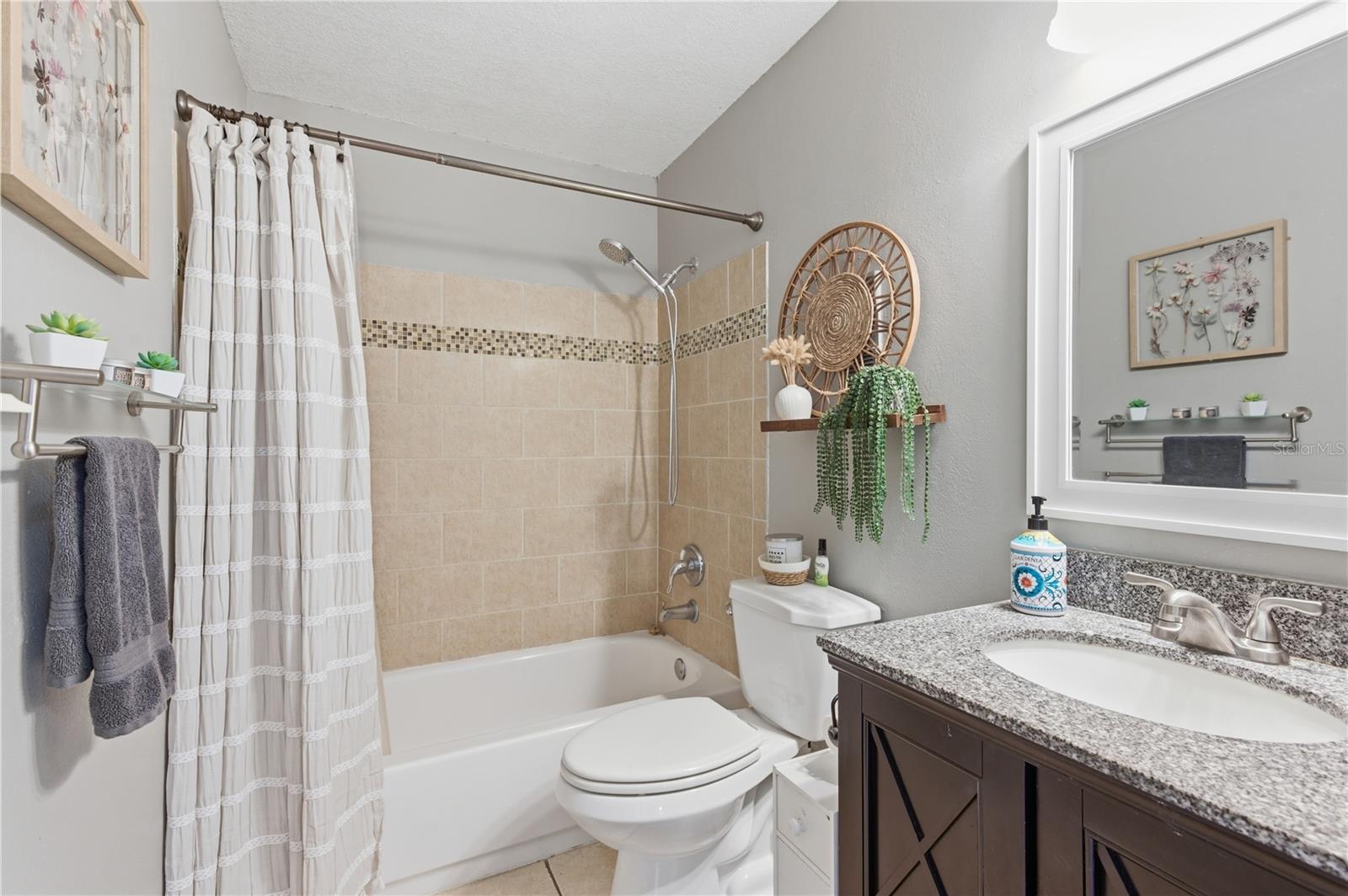 5162 SALMON DR SE #C, ST PETERSBURG, FL, 33705