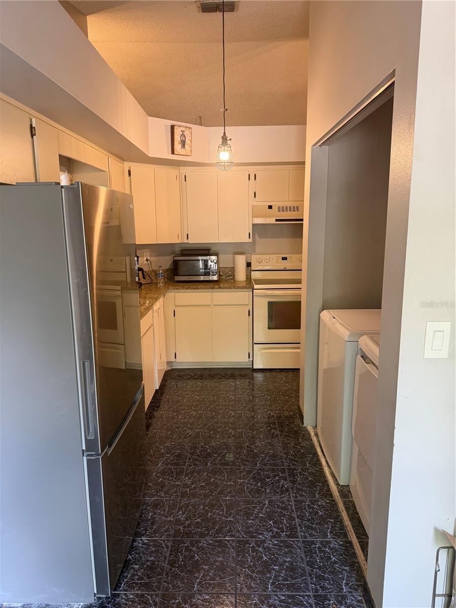 692 BELLINGHAM PL, PALM HARBOR, FL, 34684