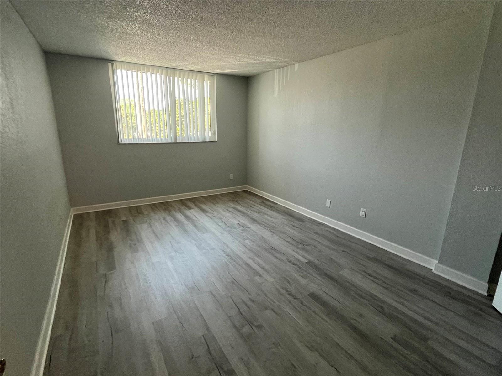 2650 COCONUT BAY LN LN #527 (2J), SARASOTA, FL, 34237