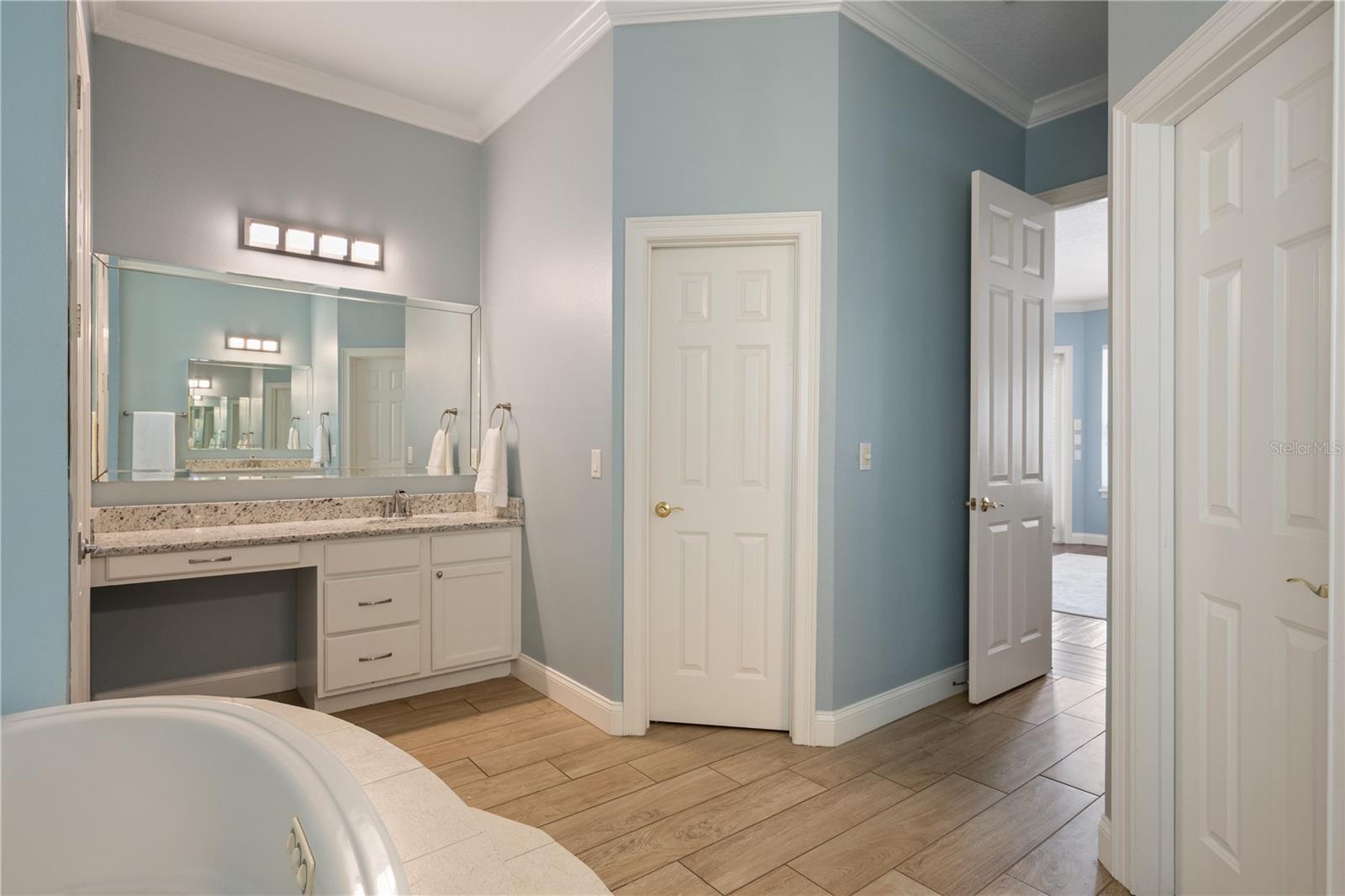 2002 WATER KEY DR, WINDERMERE, FL, 34786
