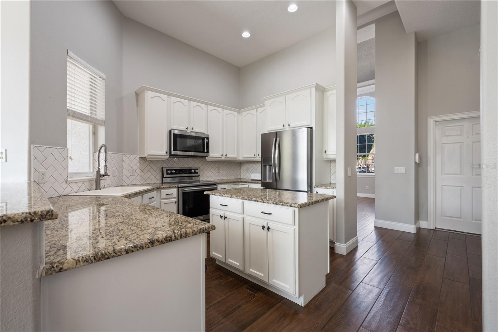 2002 WATER KEY DR, WINDERMERE, FL, 34786