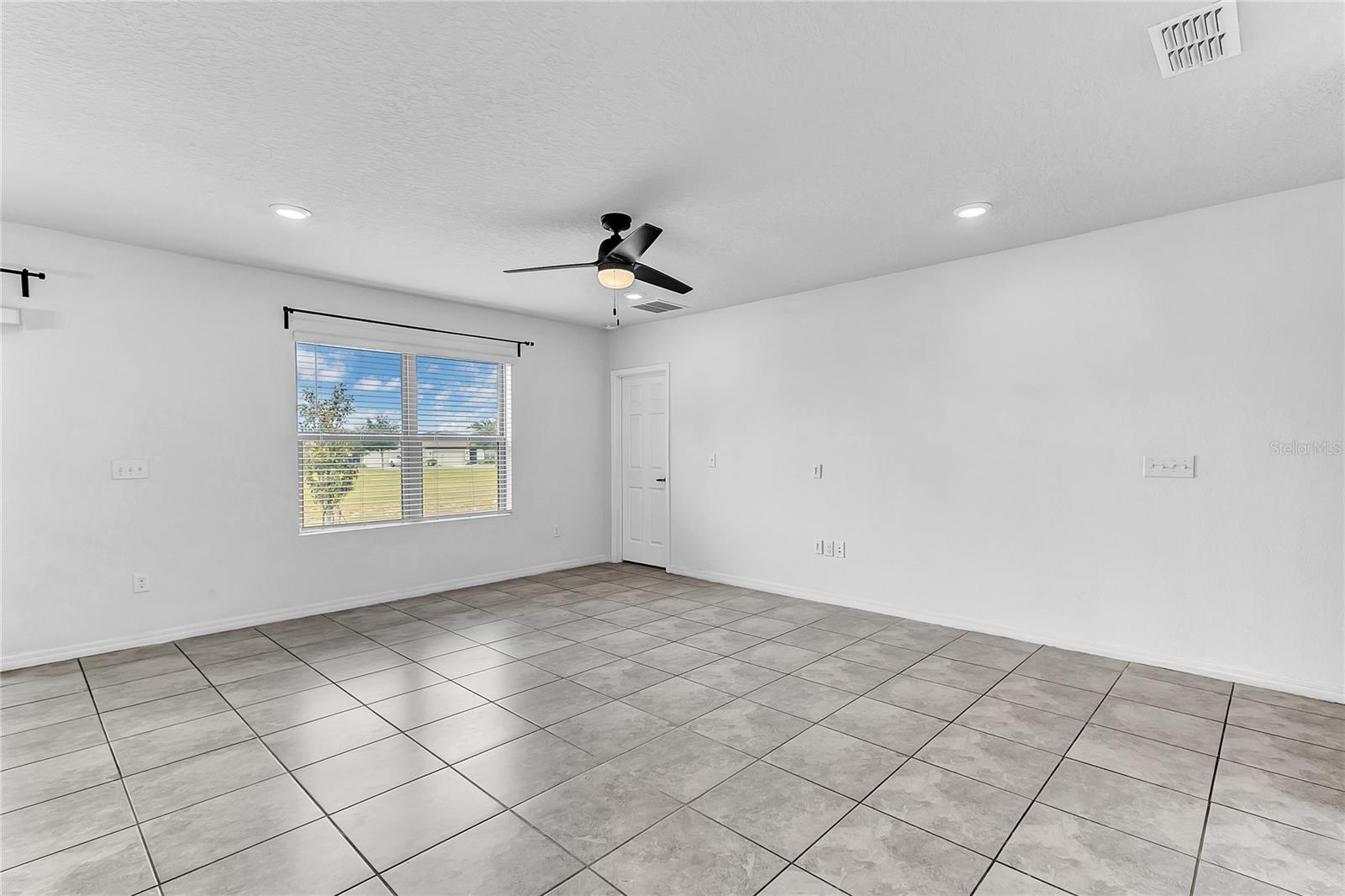 747 CITRUS ISLE DR, DAVENPORT, FL, 33837