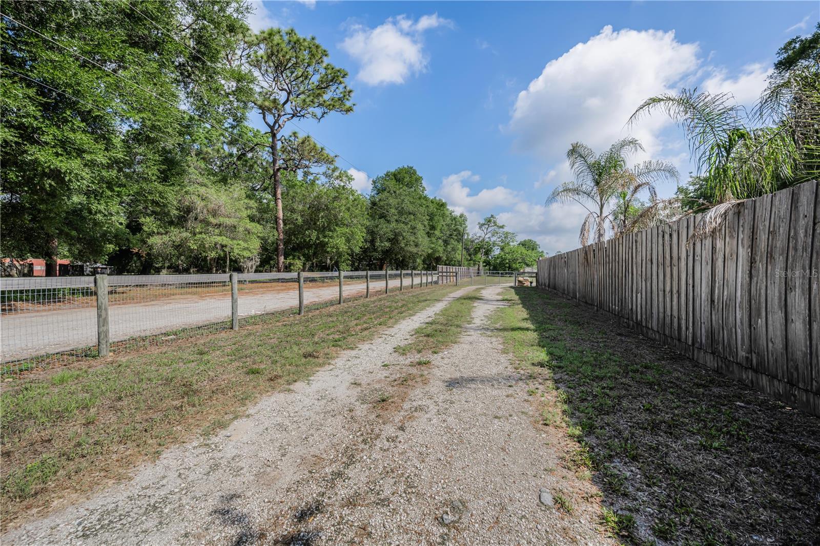 39723 PRETTY POND RD, ZEPHYRHILLS, FL, 33540