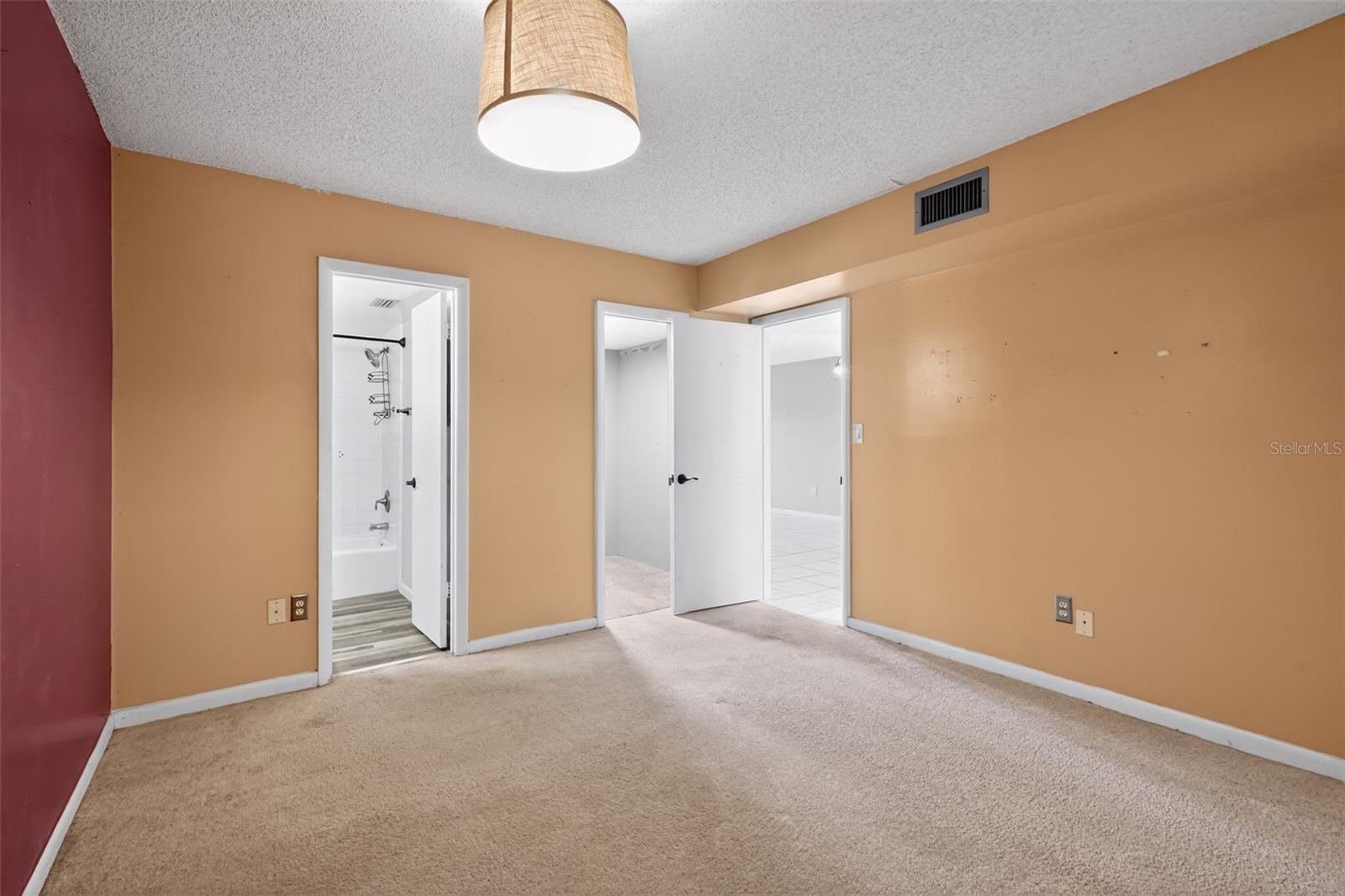 2050 OLEANDER BLVD #6-105, FORT PIERCE, FL, 34950