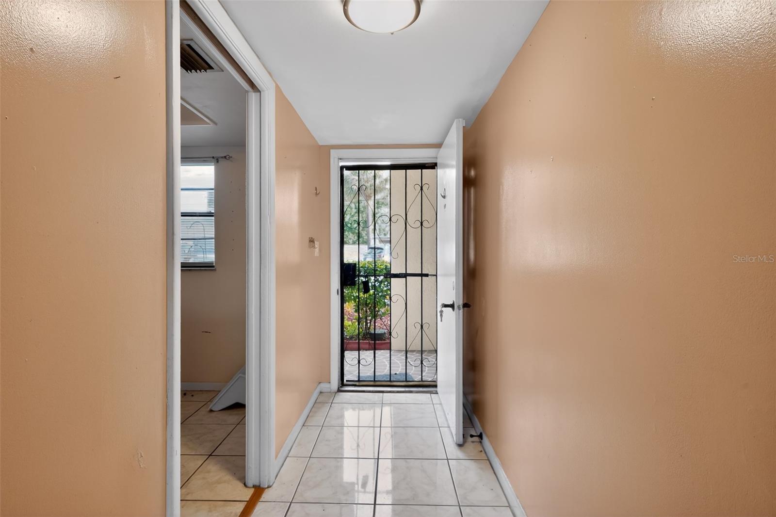 2050 OLEANDER BLVD #6-105, FORT PIERCE, FL, 34950
