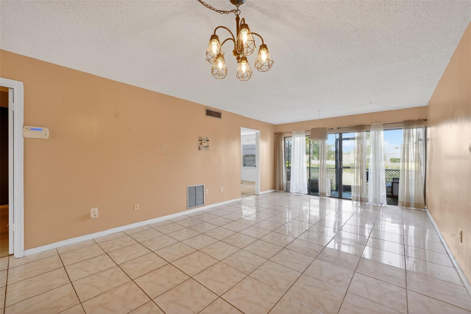 2050 OLEANDER BLVD #6-105, FORT PIERCE, FL, 34950