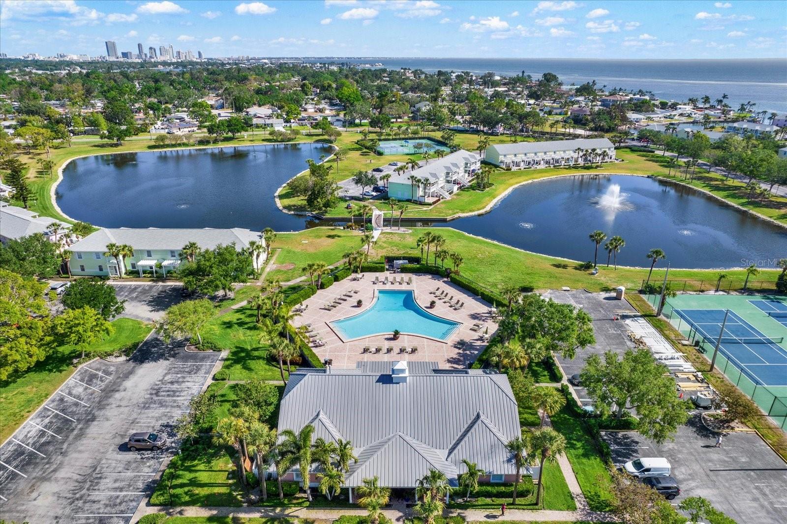 5070 BEACH DR SE #A, ST PETERSBURG, FL, 33705