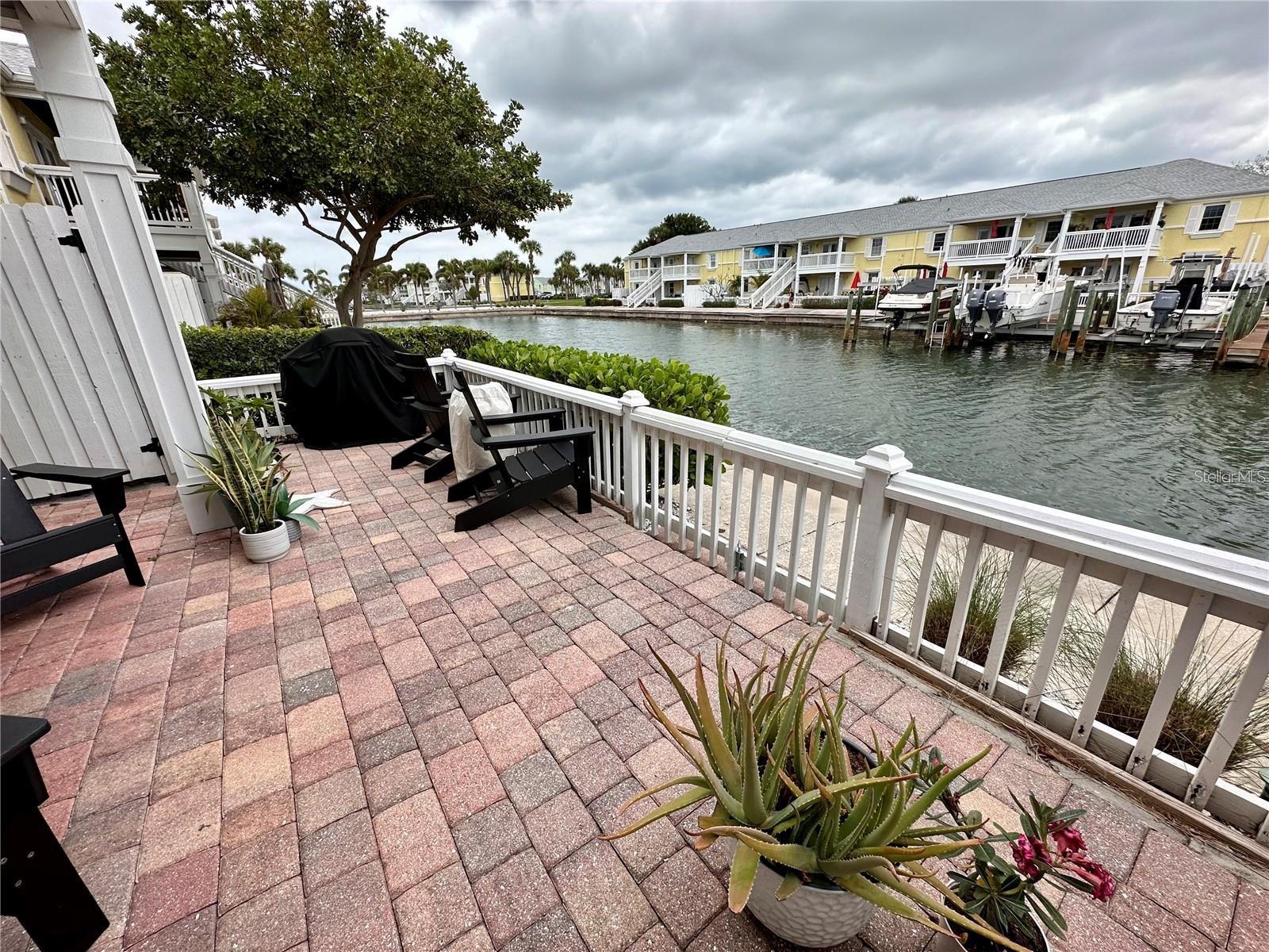 5070 BEACH DR SE #A, ST PETERSBURG, FL, 33705