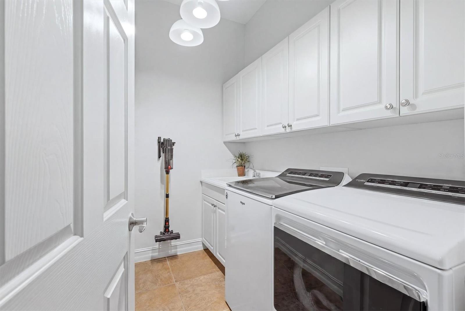 113 PORTOFINO DR, NORTH VENICE, FL, 34275