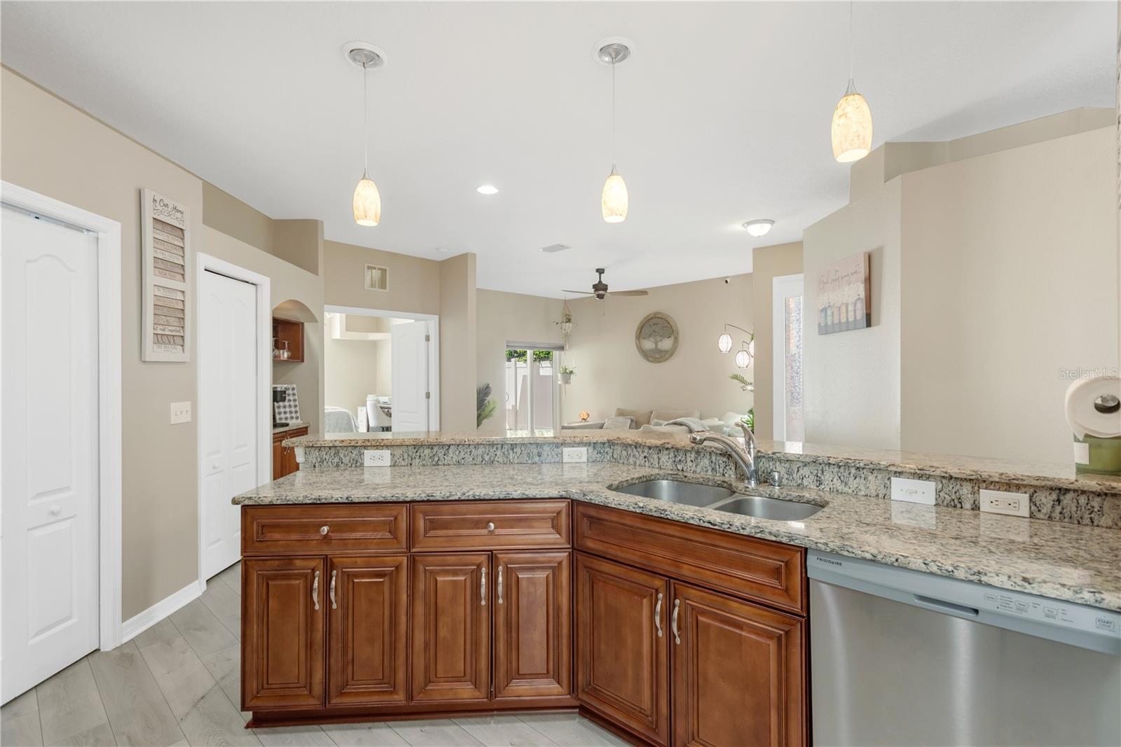 6012 KITERIDGE DR, LITHIA, FL, 33547