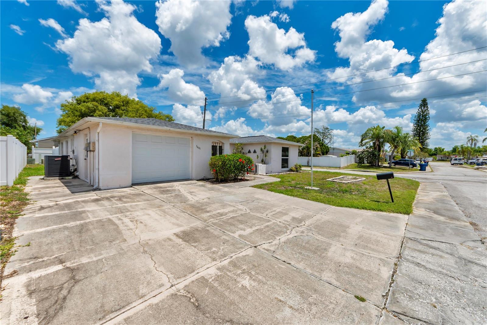 3401 SUPREME DR, HOLIDAY, FL, 34691